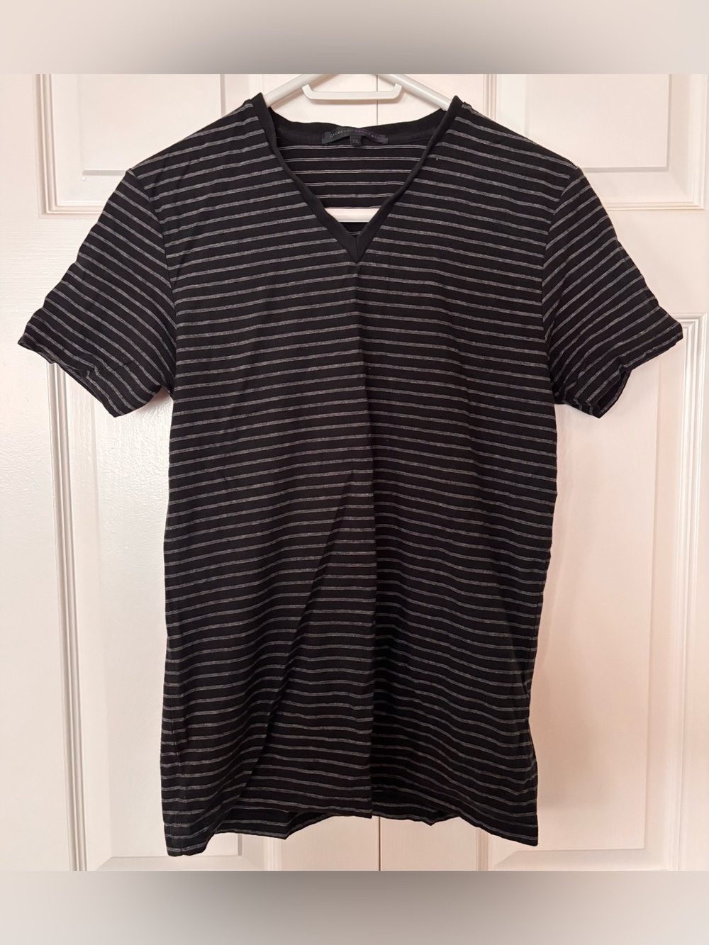 Giordano Concepts Black with Stripe V‑Neck Short Sleeve Tee T-Shirt